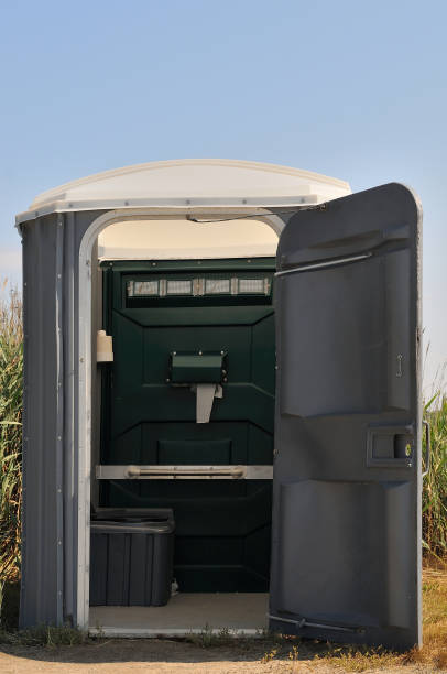 Portable Toilet Options We Offer in Phelan, CA